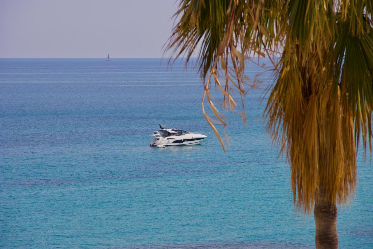 "Dans Les Toits De La Ville" Plein Centre Et Mer Menton Eksteriør bilde